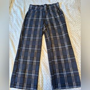 Women’s Liverpool elastic waist knit plaid pants size S